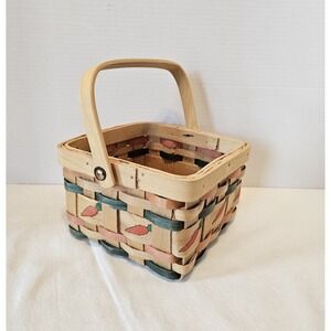 VTG Hopalong Hollow 1995 Woven Easter Basket with Painted Carrots-7"x7"
